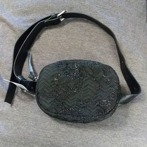Rue 21 fanny pack